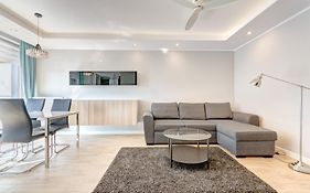 Apartments Chmielna Park By Noclegi Renters